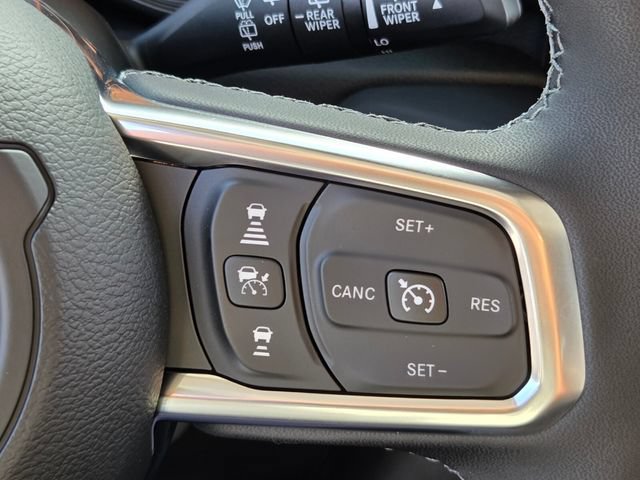 New 2026 Jeep Wrangler Unlimited Sahara AWD/4WD image 24