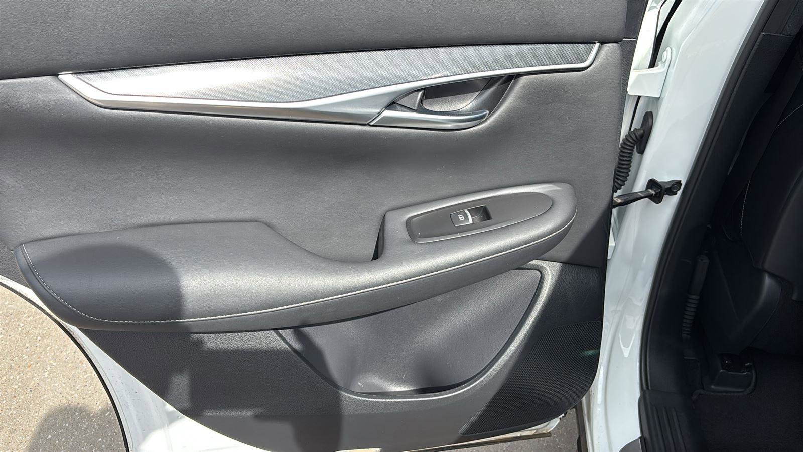 Used 2025 INFINITI QX50 Sport image 16