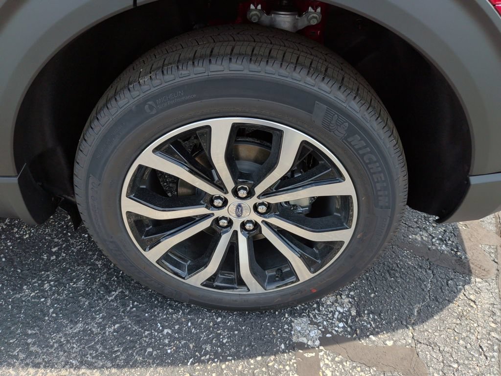 New 2026 Ford Explorer ST-Line AWD/4WD image 12