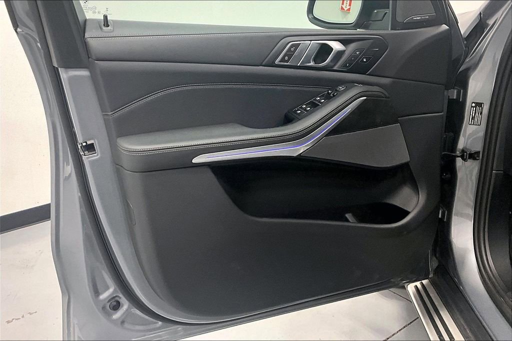 Used 2024 BMW X5 sDrive40i image 18