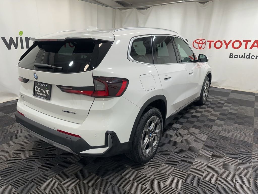 Used 2023 BMW X1 xDrive28i image 8