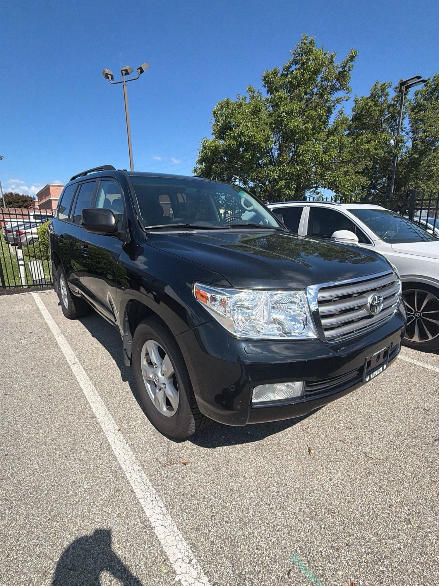 Used 2009 Toyota Land Cruiser AWD/4WD image 2