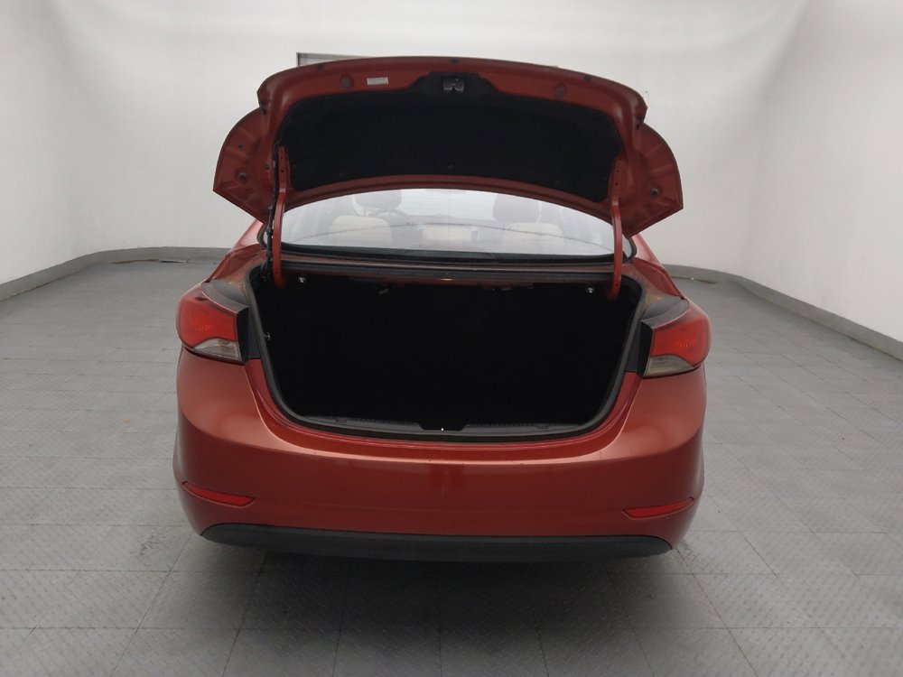 Used 2016 Hyundai Elantra SE FWD image 29