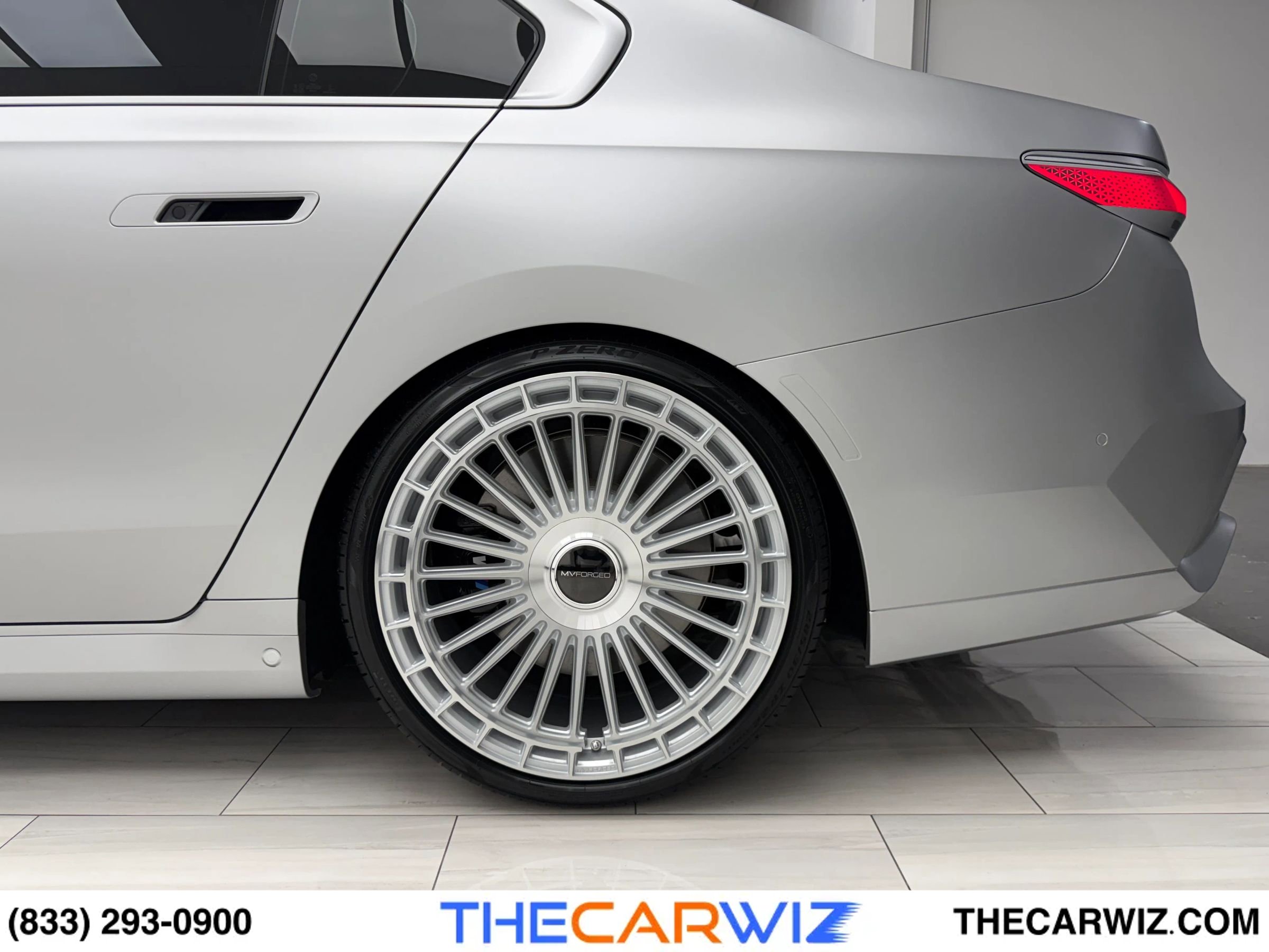 Used 2025 BMW 760i xDrive image 14