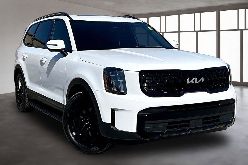 Used 2024 Kia Telluride EX X-Line image 3