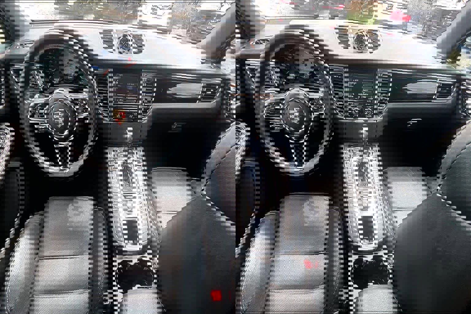 Used 2015 Porsche Macan S AWD/4WD image 16