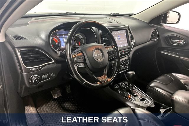 Used 2020 Jeep Cherokee Trailhawk w/ Comfort & Convenience Group AWD/4WD image 23