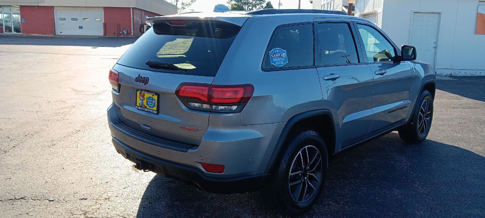 Used 2021 Jeep Grand Cherokee Trailhawk w/ Premium Lighting Group image 27