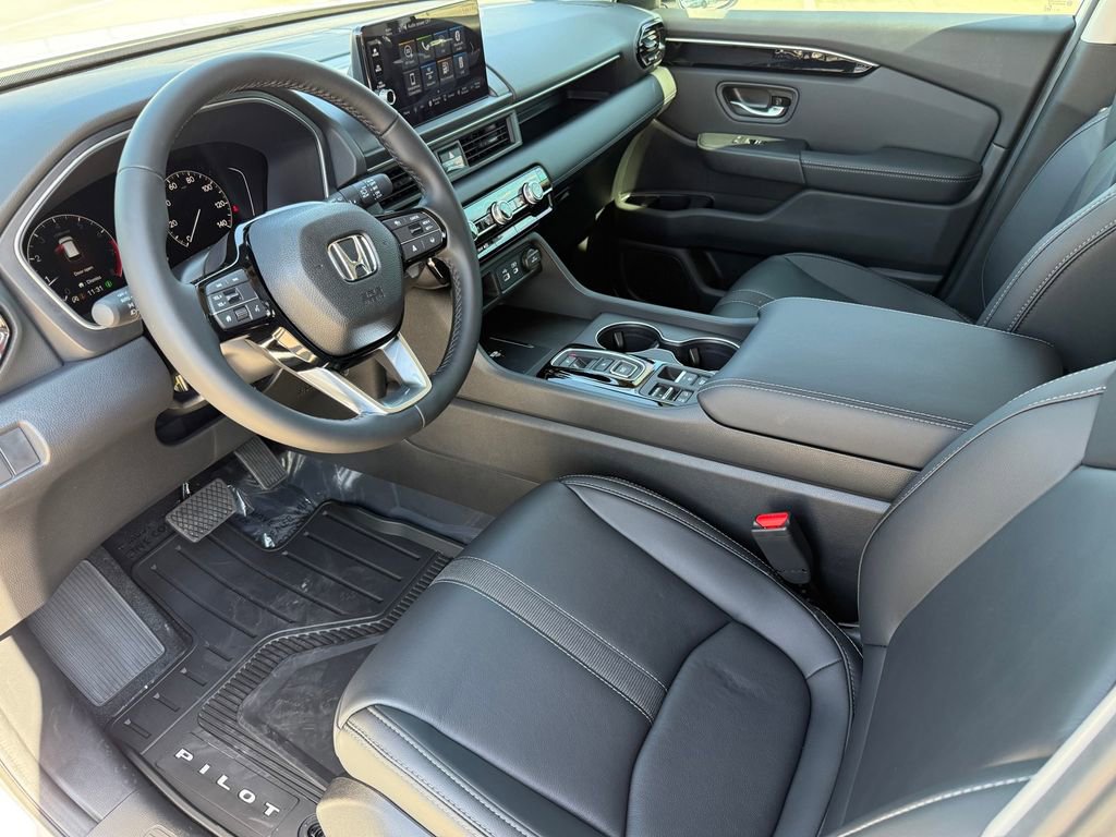 New 2025 Honda Pilot EX-L image 12