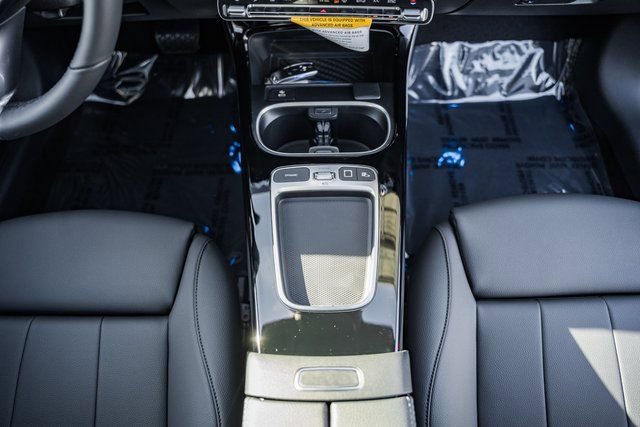 New 2025 Mercedes-Benz CLA 250 4MATIC image 24
