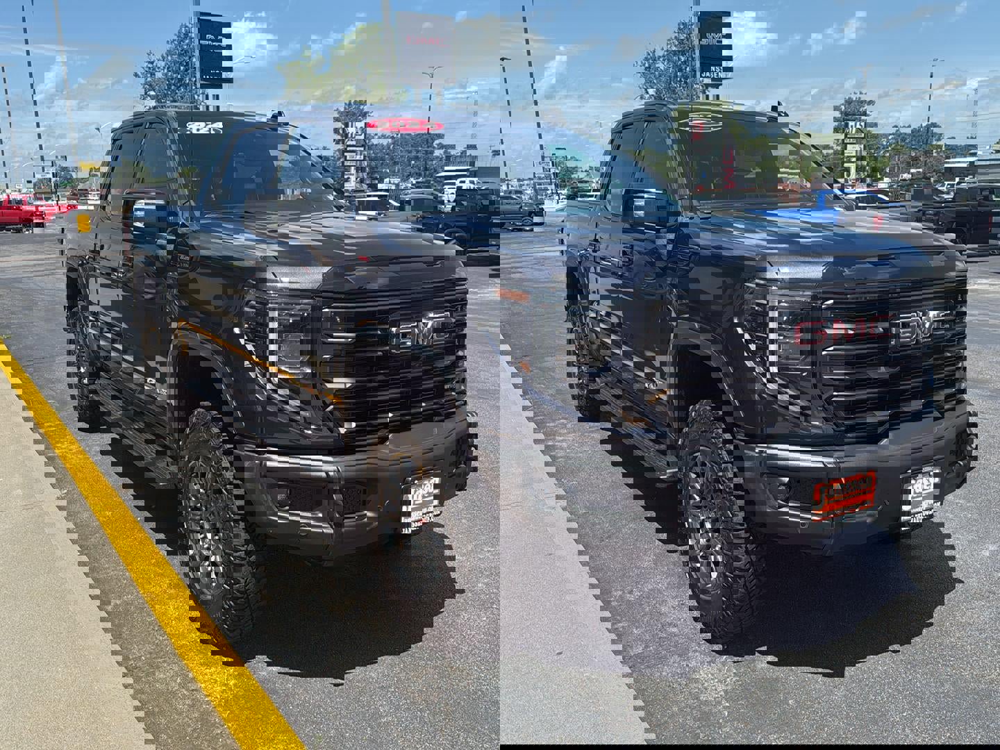 Used 2024 GMC Sierra 1500 AT4X image 11