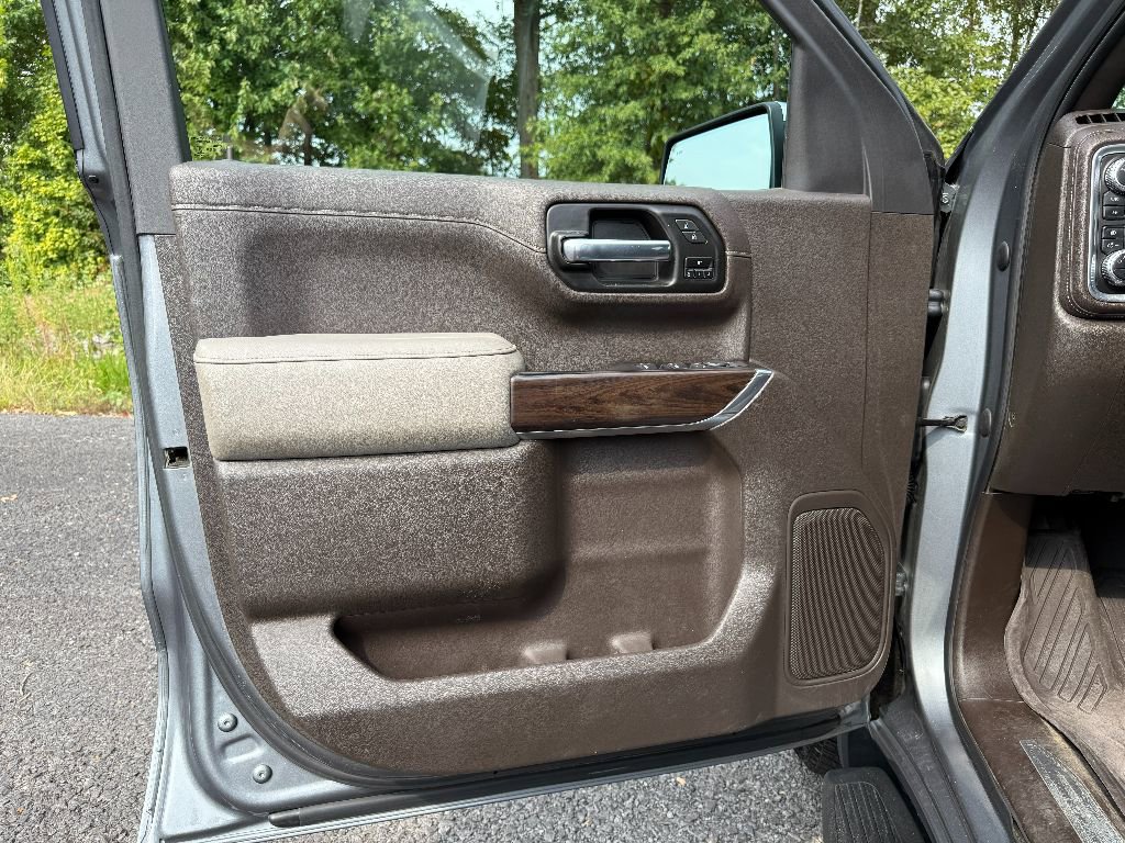 Used 2020 GMC Sierra 1500 SLT w/ SLT Premium Package image 23