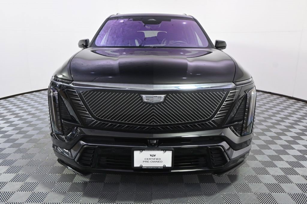Certified 2026 Cadillac Vistiq Platinum w/ LPO, Floor Liner Package AWD/4WD image 10