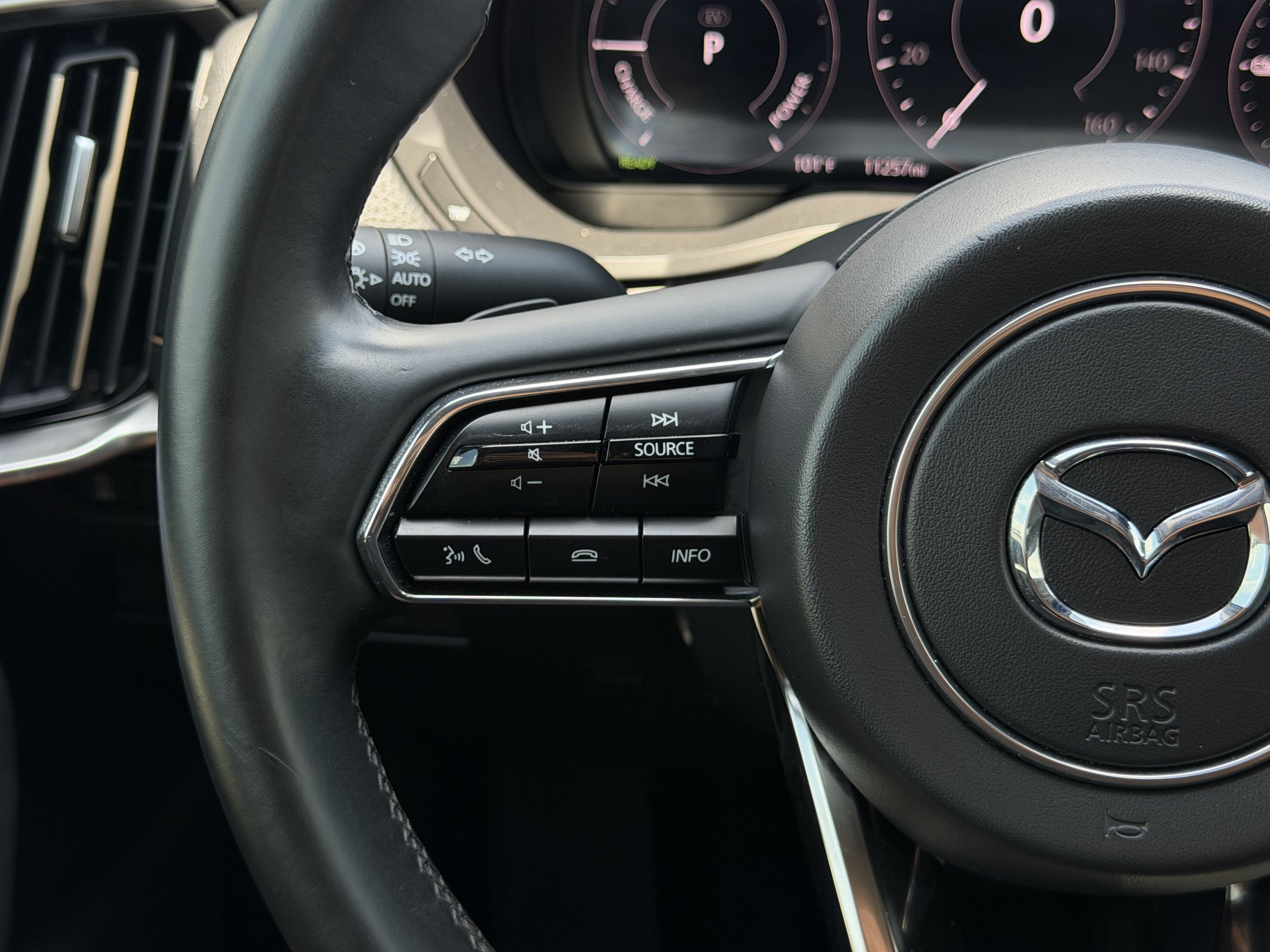 Used 2025 MAZDA CX-90 Plug-In Hybrid w/ Preferred AWD/4WD image 16