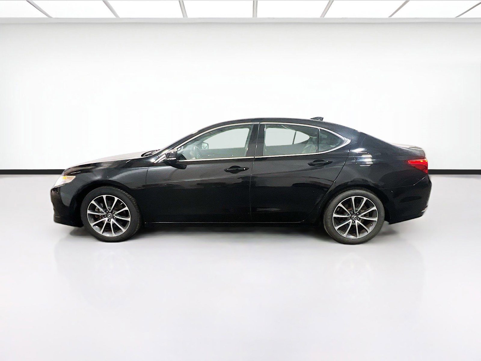 Used 2015 Acura TLX V6 SH-AWD w/ Technology Pkg image 24