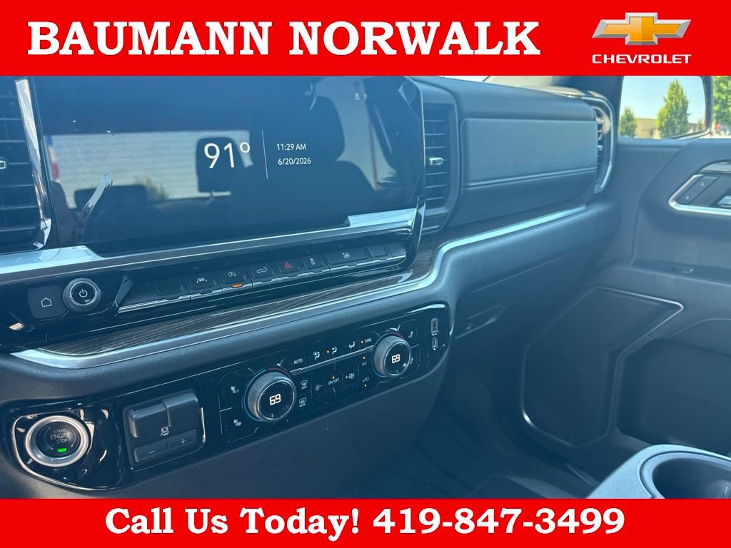 Used 2022 Chevrolet Silverado 1500 LT AWD/4WD image 22