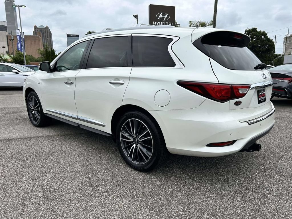Used 2017 INFINITI QX60 FWD w/ Premium Plus Package image 4