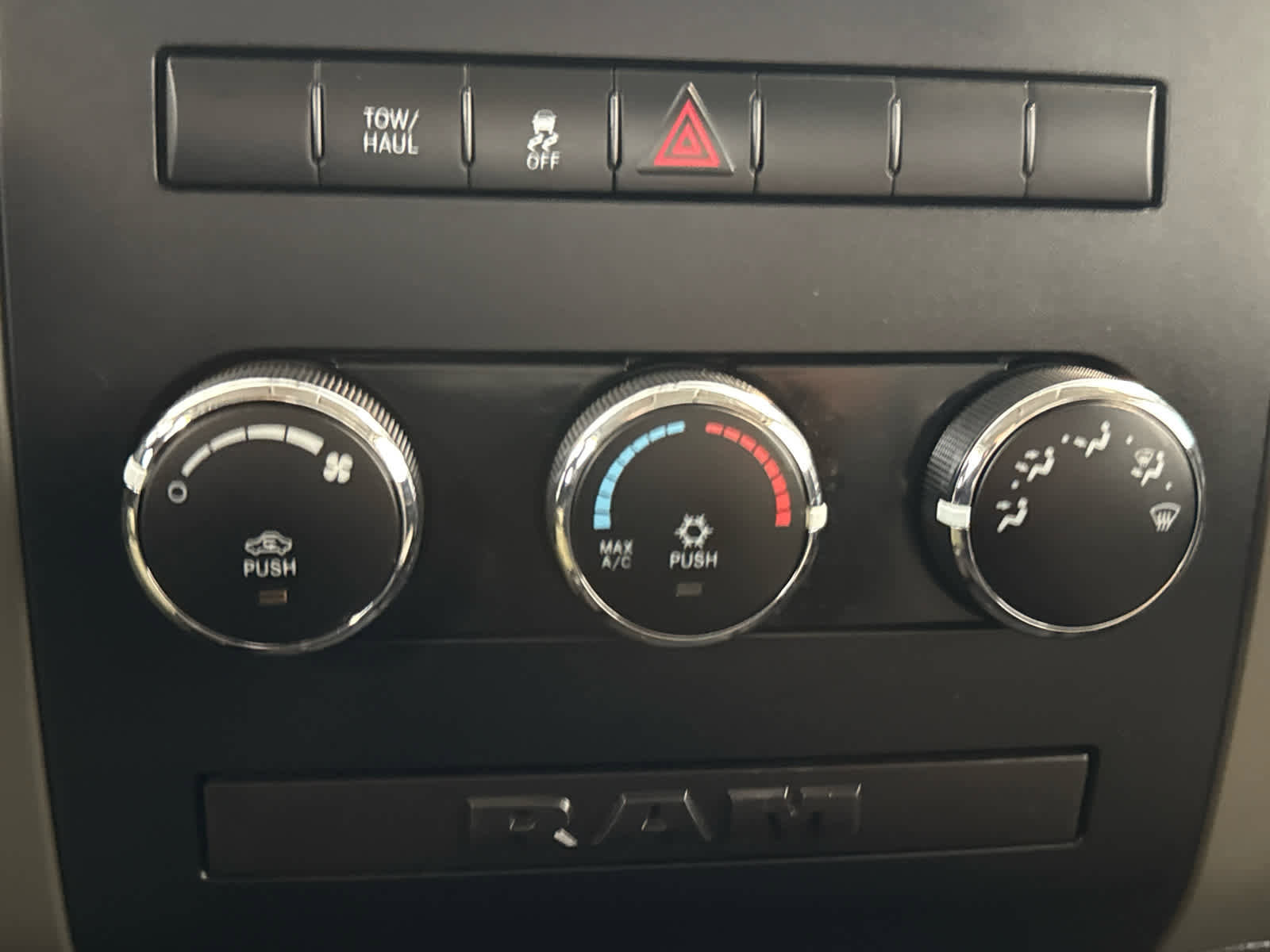 Used 2011 RAM 1500 Express AWD/4WD image 13