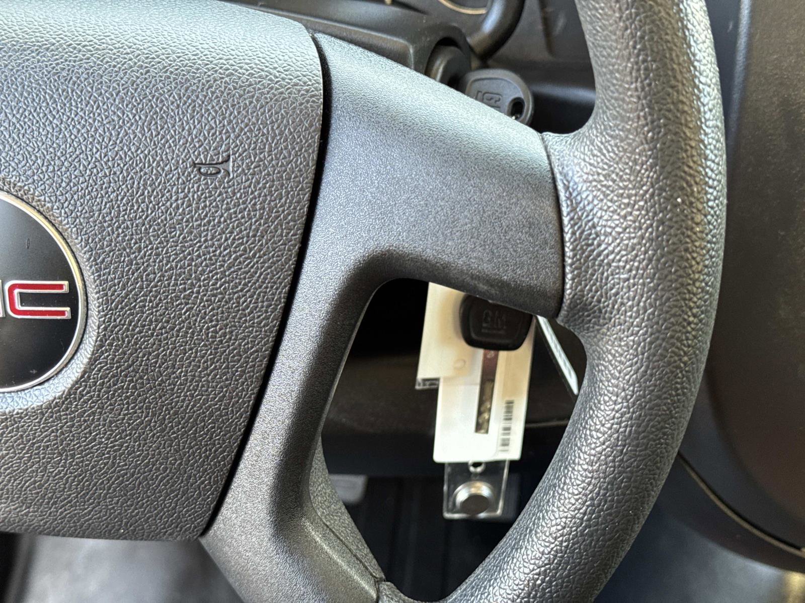 Used 2024 GMC Savana 2500 Work Van w/ Driver Convenience Package image 8