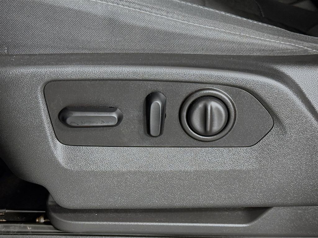 Used 2020 Chevrolet Silverado 1500 LT w/ True North Edition image 16