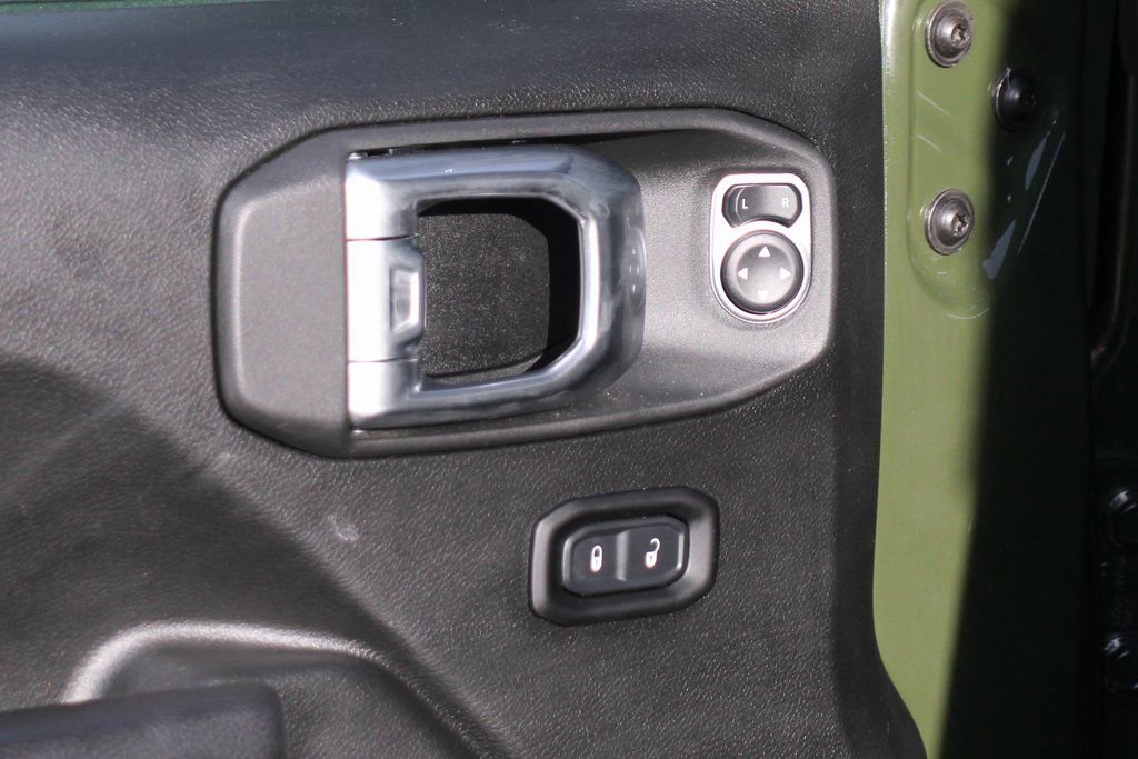 Used 2022 Jeep Wrangler Sport AWD/4WD image 16