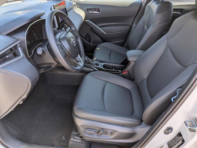Used 2024 Toyota Corolla Cross XLE w/ Convenience Package AWD/4WD image 16