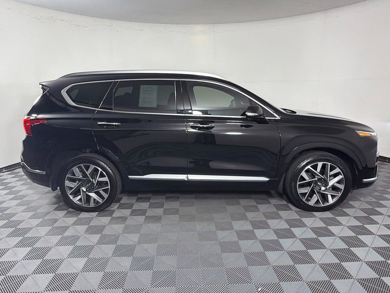 Used 2022 Hyundai Santa Fe Calligraphy FWD image 8