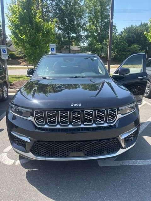Used 2022 Jeep Grand Cherokee Summit RWD image 18