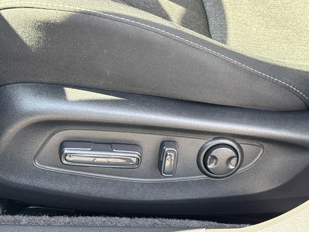 Used 2023 Honda Accord EX image 23