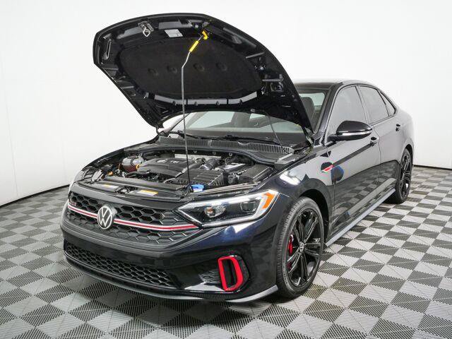 Used 2022 Volkswagen Jetta GLI Autobahn FWD image 7