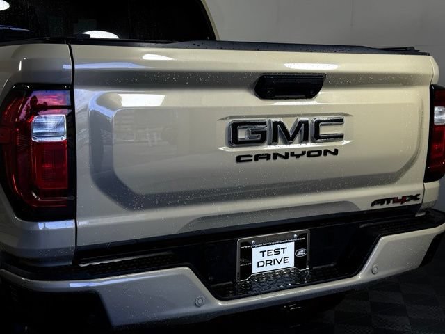 Used 2024 GMC Canyon AT4X AWD/4WD image 16