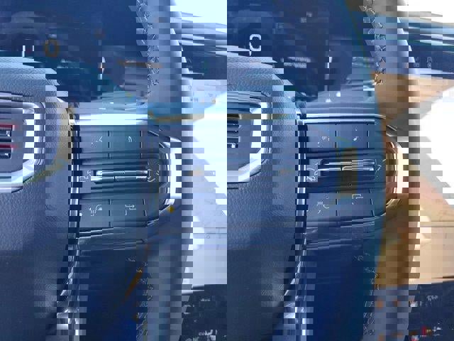 New 2025 GMC Acadia Elevation w/ Black Edition image 25