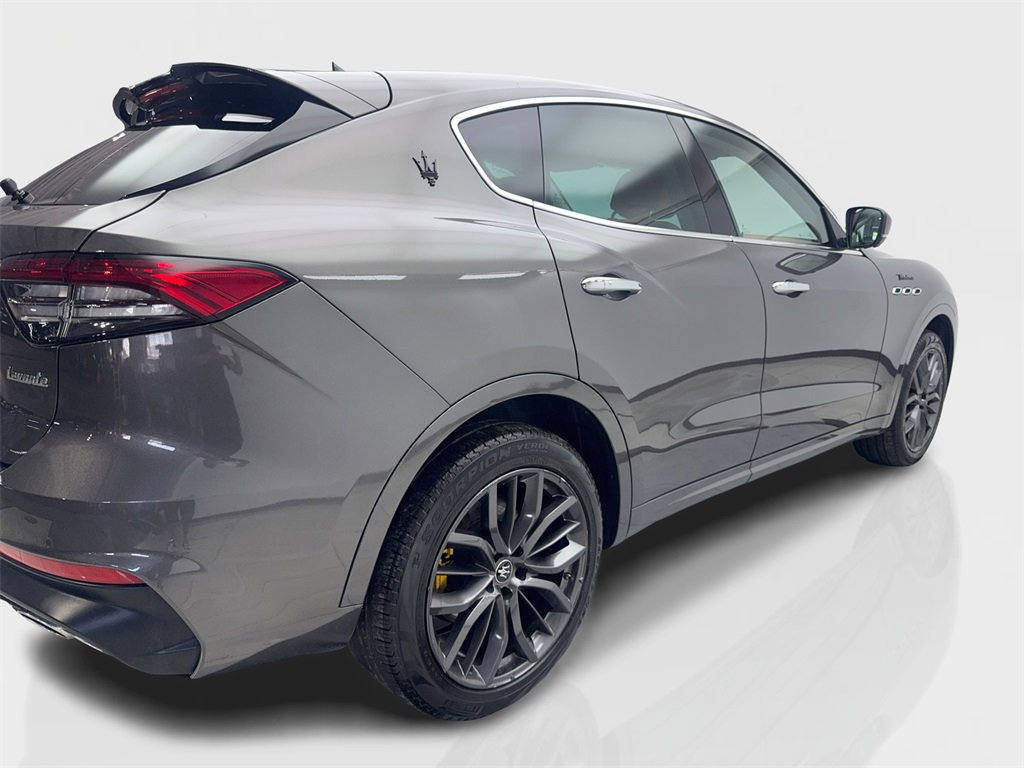 Used 2022 Maserati Levante Modena image 13