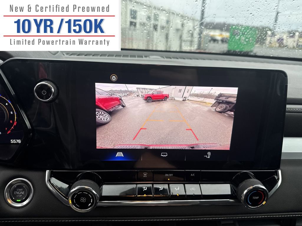 Used 2024 Chevrolet Colorado LT image 27