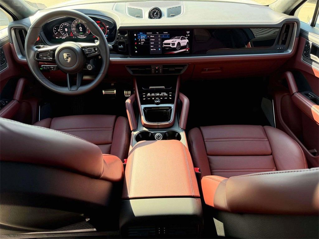 New 2026 Porsche Cayenne Turbo image 18
