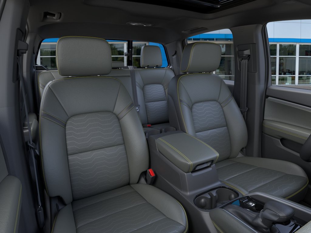 New 2026 Chevrolet Colorado ZR2 w/ Technology Package AWD/4WD image 18