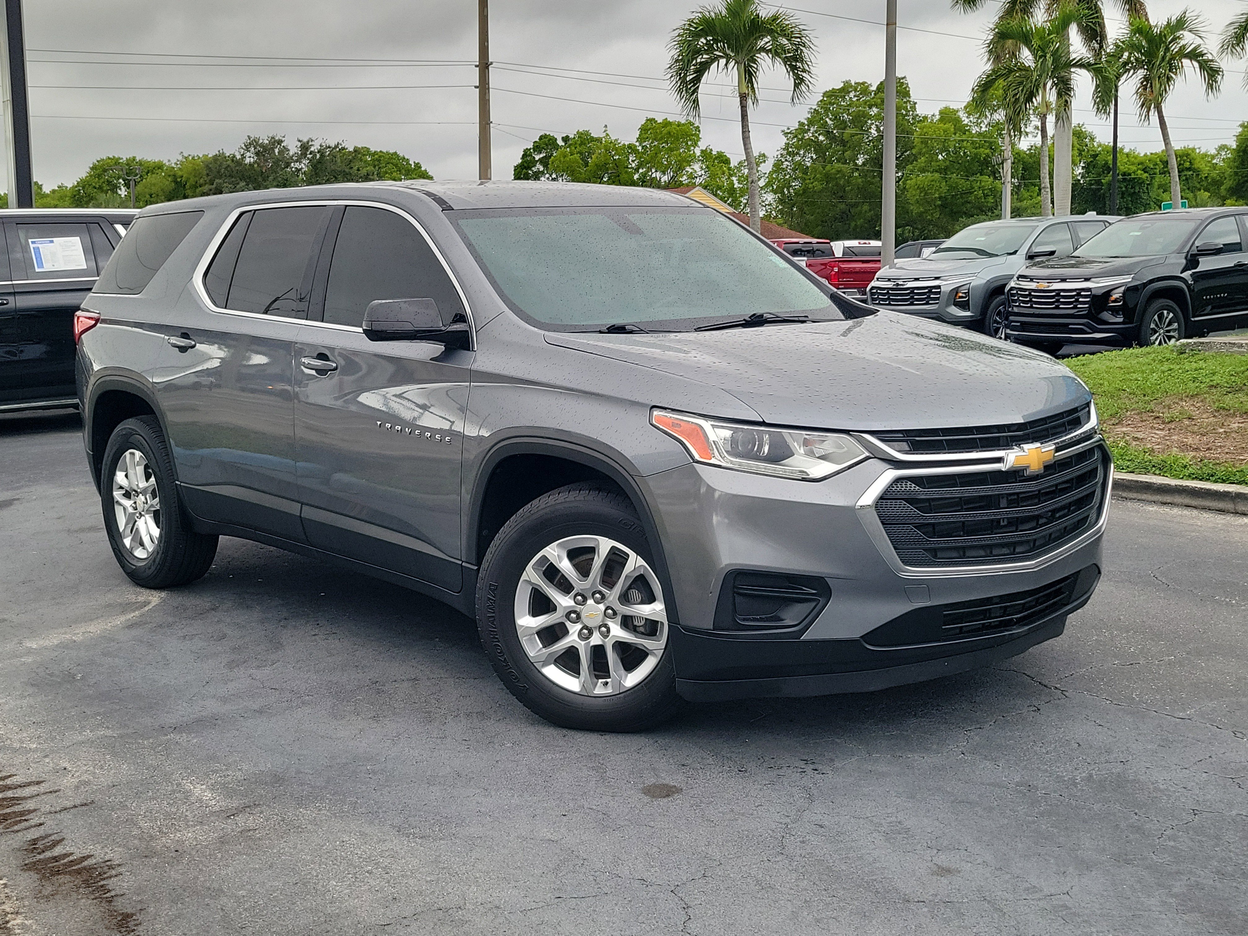 Used 2019 Chevrolet Traverse LS FWD image 34