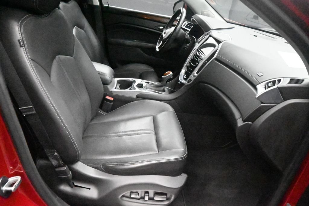 Used 2014 Cadillac SRX Luxury w/ Driver Awareness Package FWD image 10