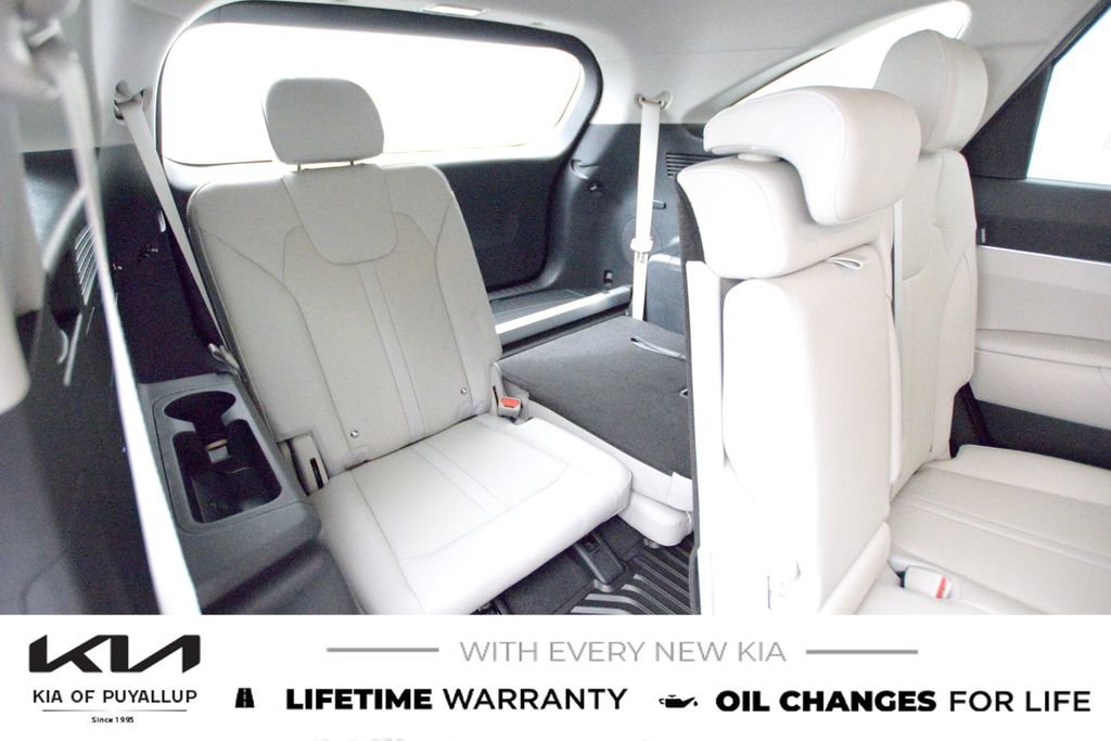 New 2026 Kia Sorento S image 14