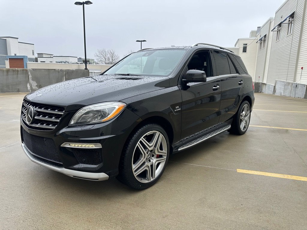 Used 2013 Mercedes-Benz ML 63 AMG 4MATIC image 3
