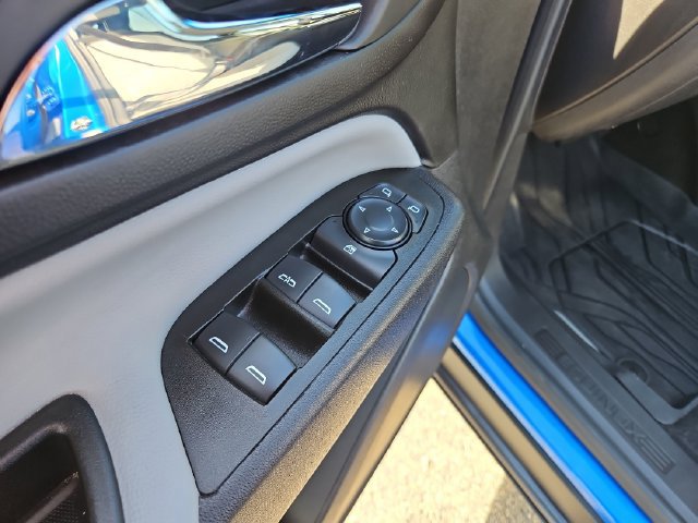 Used 2024 Chevrolet Equinox LS w/ LS Convenience Package FWD image 12
