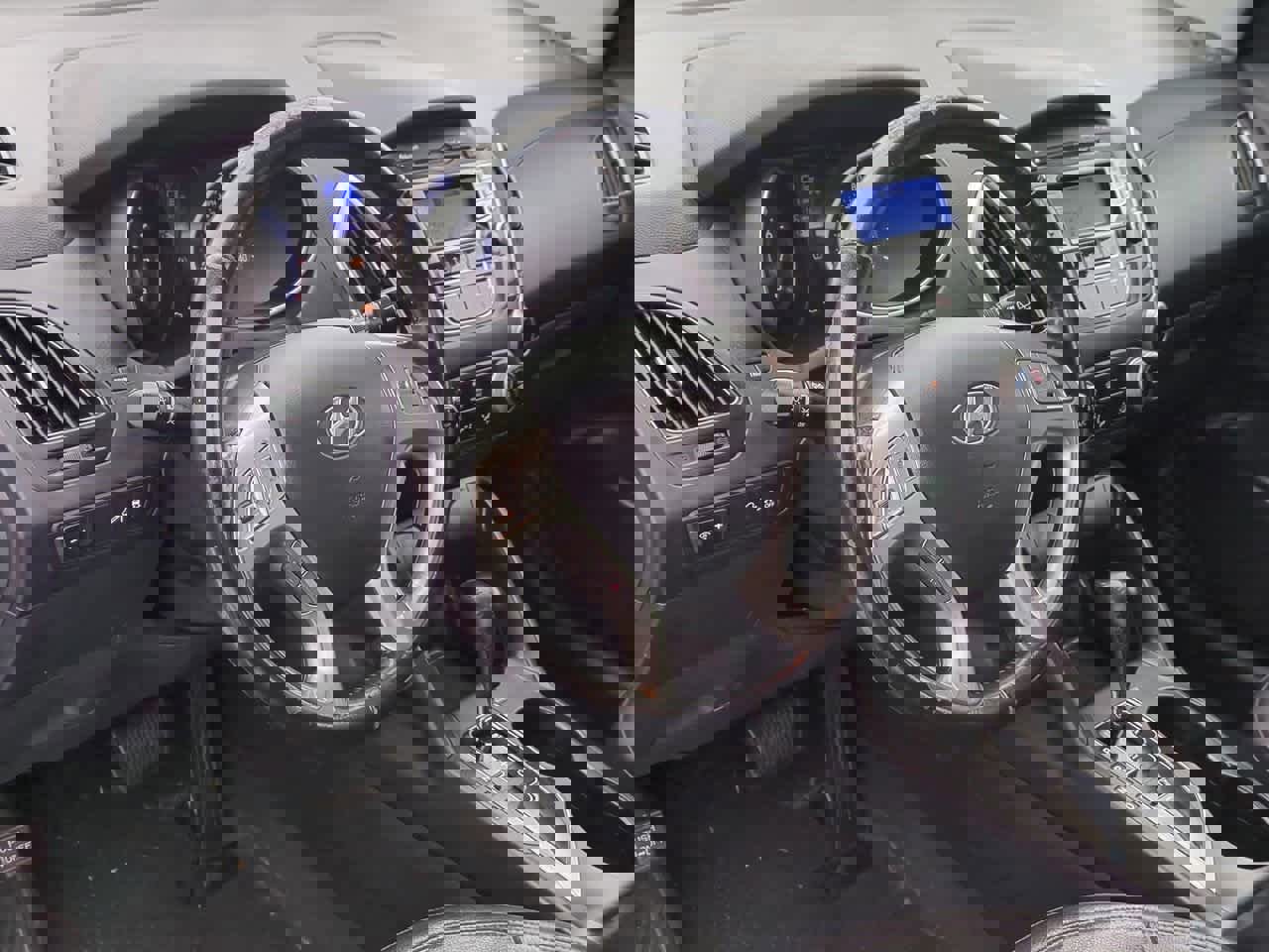 Used 2012 Hyundai Tucson GLS image 2