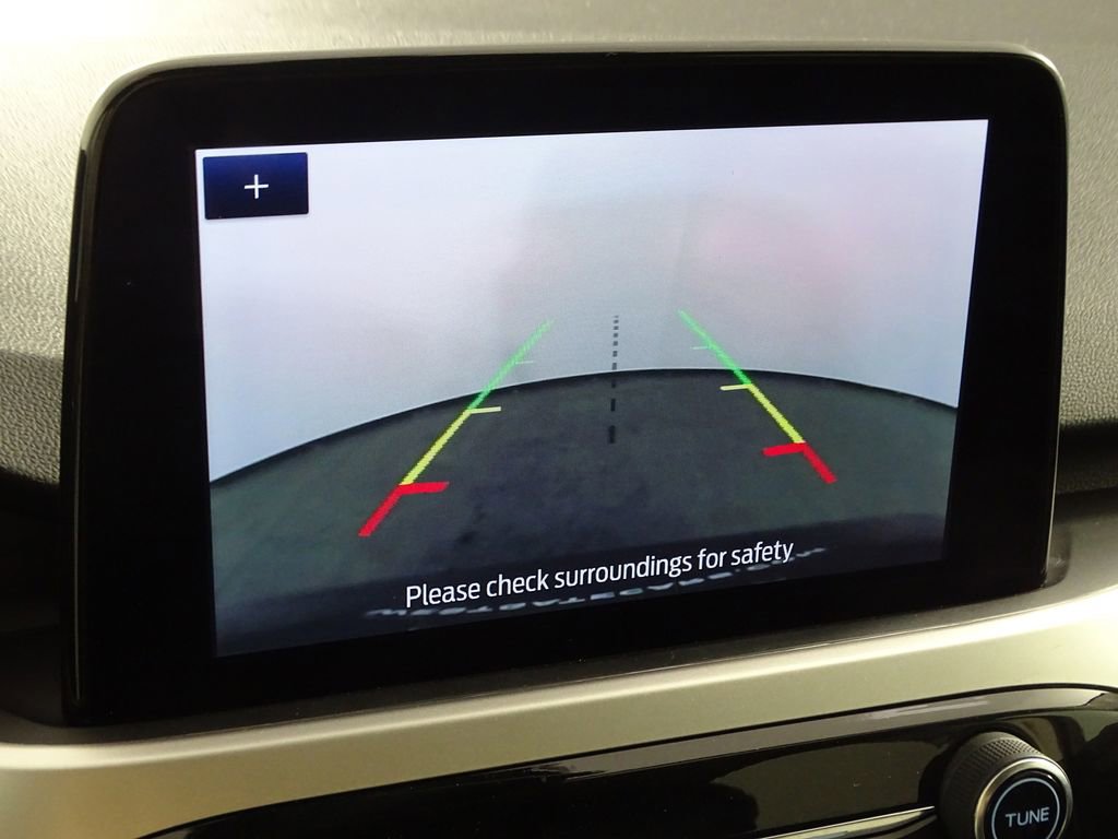 Used 2020 Ford Escape SE image 8