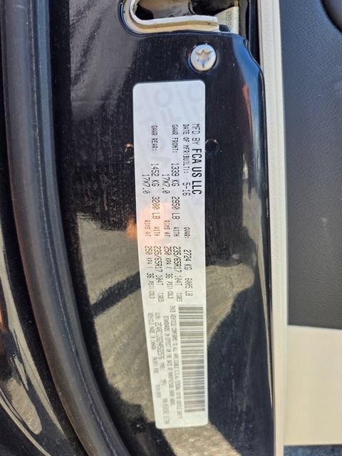Used 2017 Chrysler Pacifica Touring FWD image 21