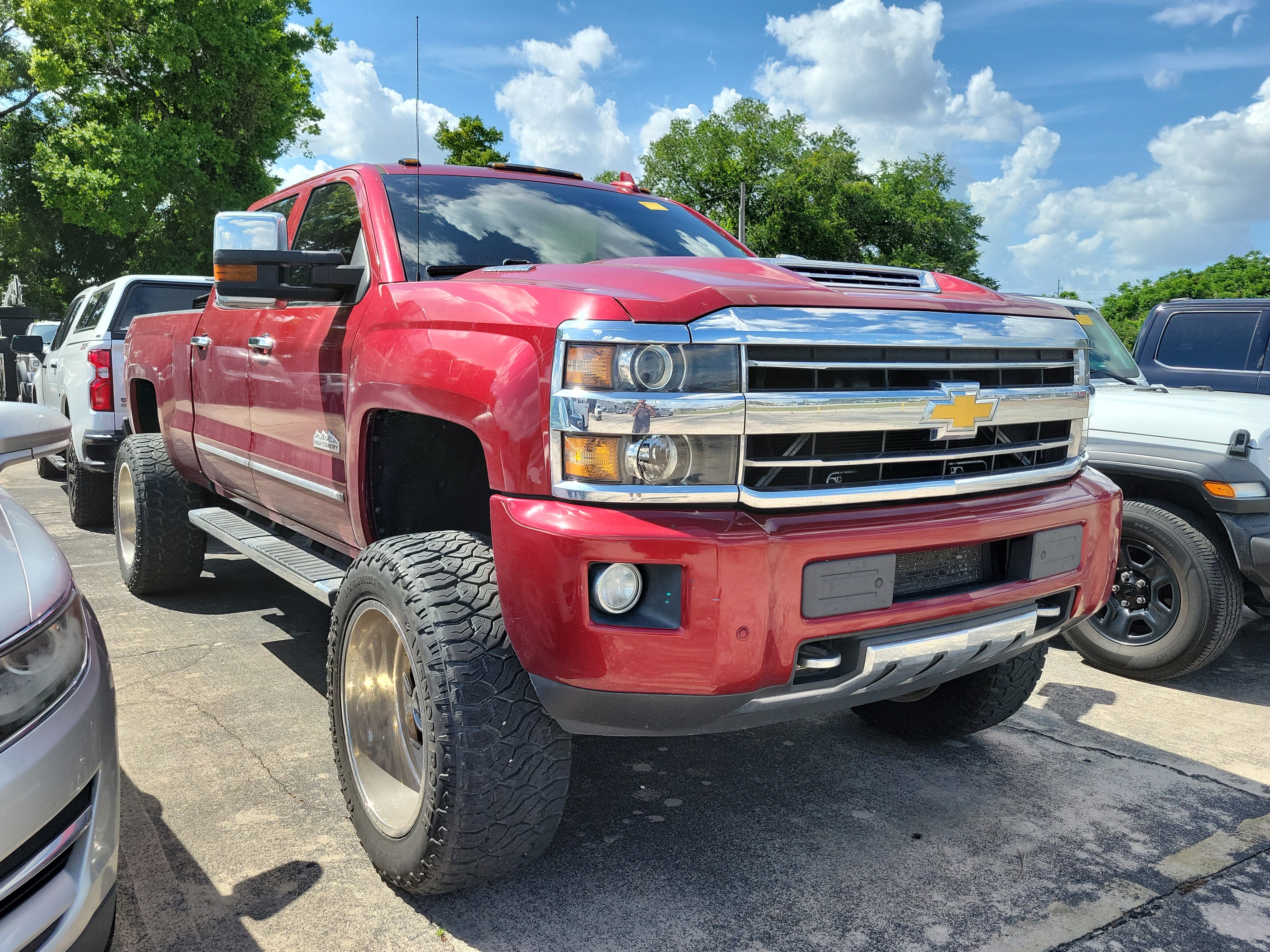 Used 2018 Chevrolet Silverado 2500 High Country w/ Duramax Plus Package image 6