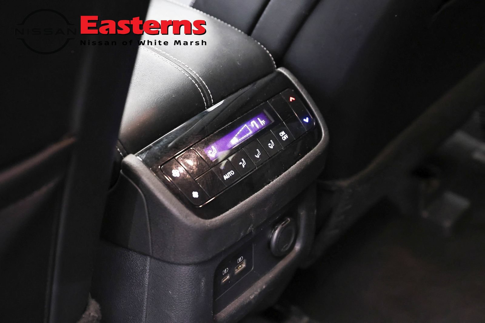 Used 2023 INFINITI QX60 Luxe w/ Cargo Package AWD/4WD image 23