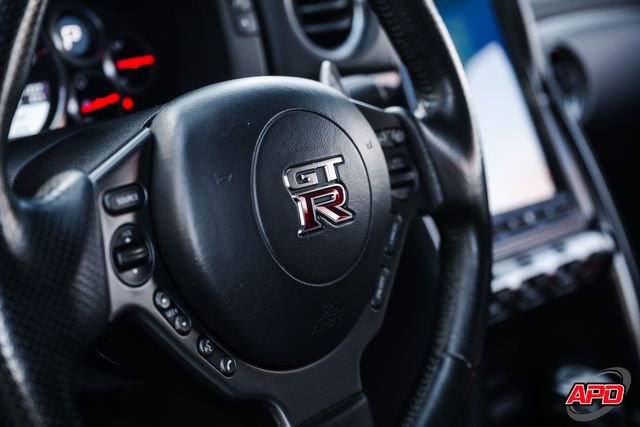 Used 2014 Nissan GT-R Premium image 22