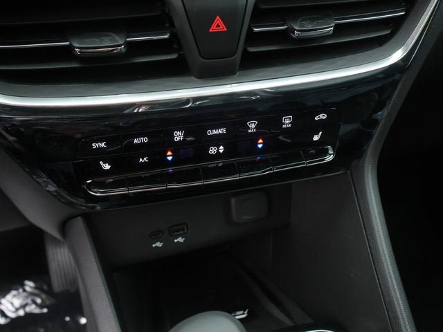 New 2026 Buick Encore GX Avenir w/ Avenir Technology Package AWD/4WD image 35