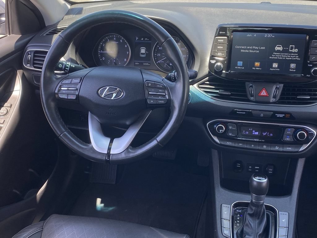 Used 2020 Hyundai Elantra GT w/ Style Package 02 FWD image 13