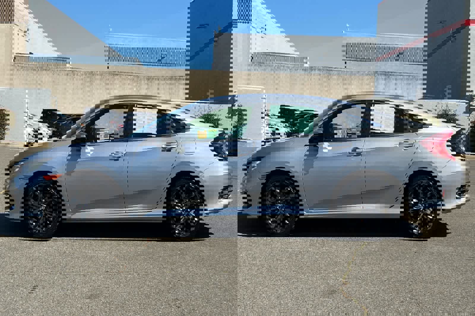 Used 2020 Honda Civic Sport image 9